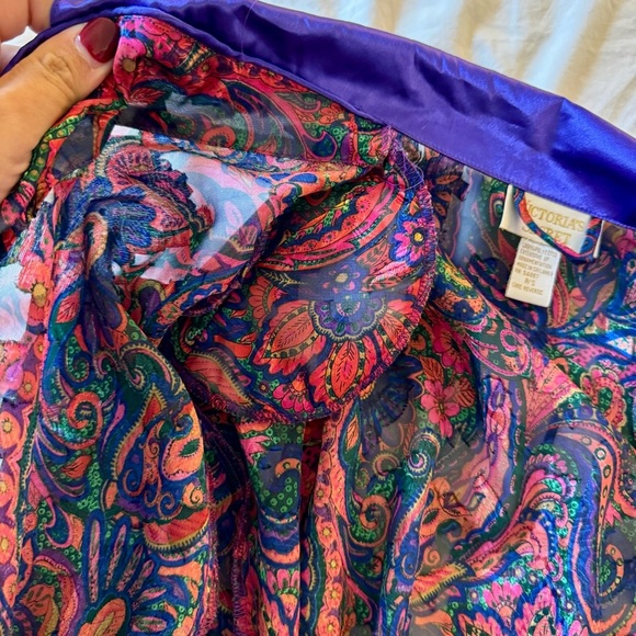 Victoria's Secret Gold Label Kimono Style Robe with Purple Trim Small - Picture 6 of 6